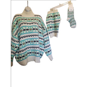 American Eagle Cream Teal Fair Isle Crew Neck sz L nwt Sweater Socks Pet Outfit